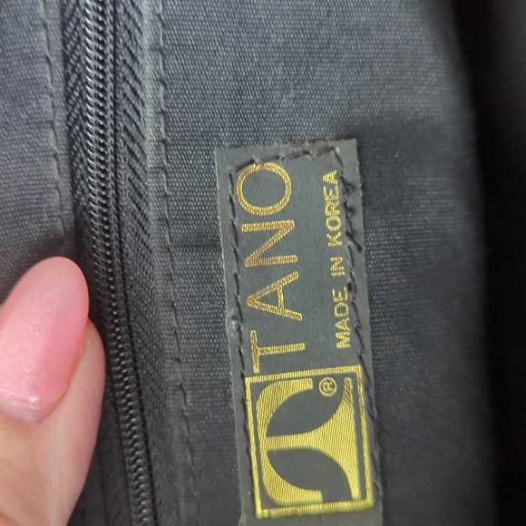 TANO GRAY 100% LEATHER HOBO CROSSBODY HANDBAG - Picture 8 of 10